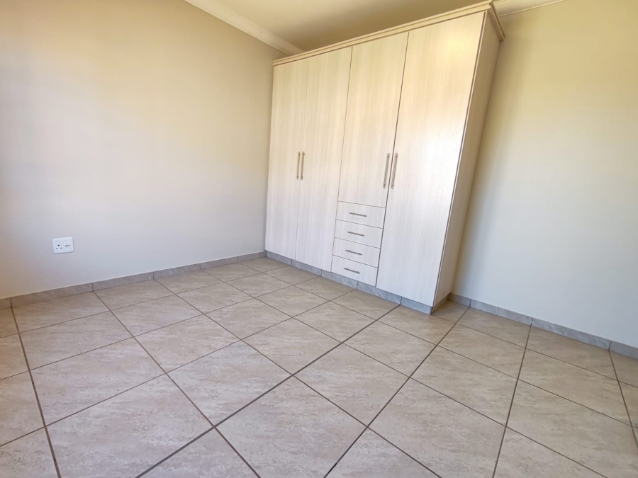 2 Bedroom Property for Sale in Grimbeeck Park North West
